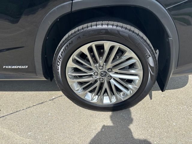 Used 2021 Black Lexus 450h image 11