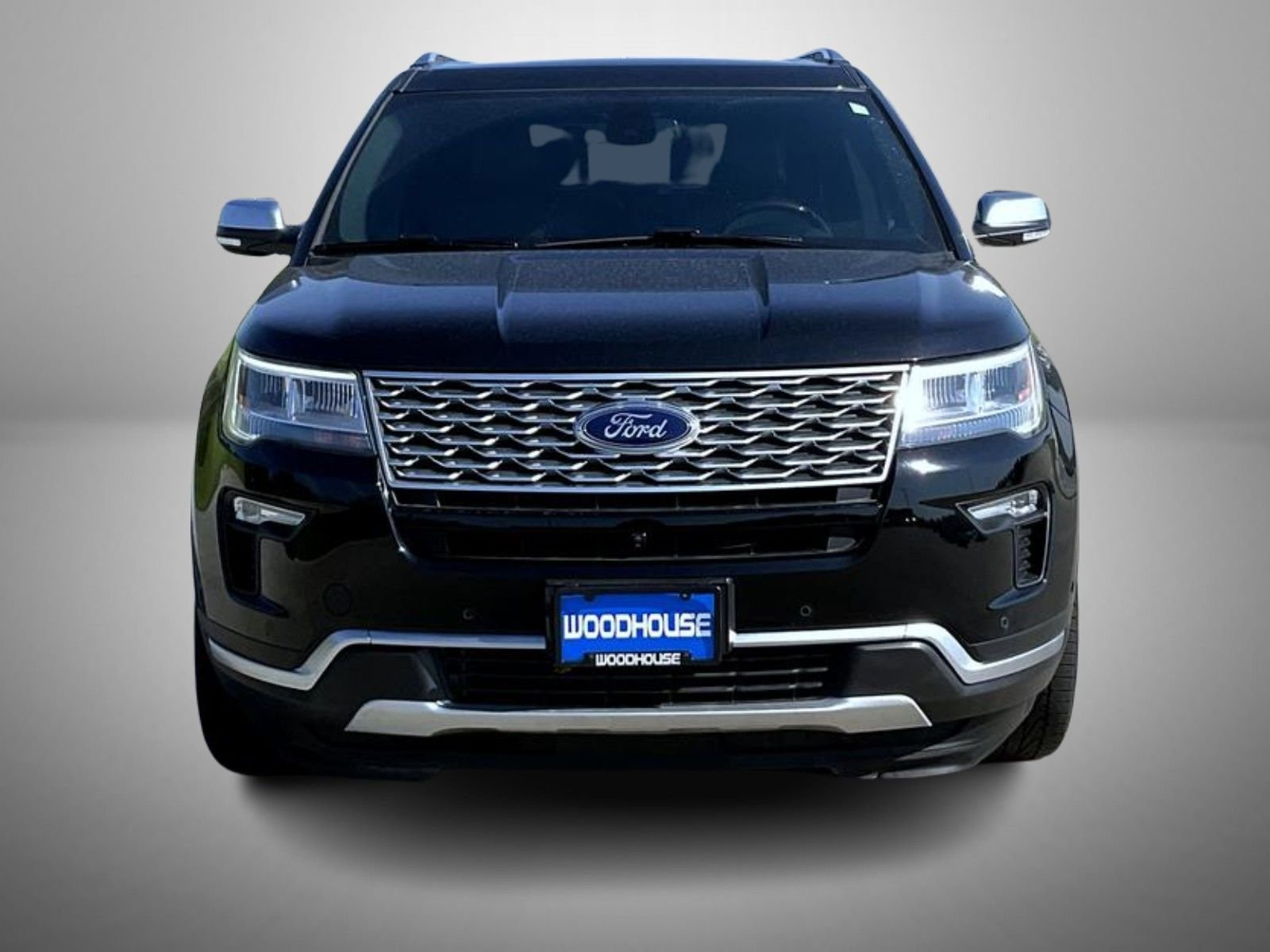 Used 2018 Black Ford Platinum image 2