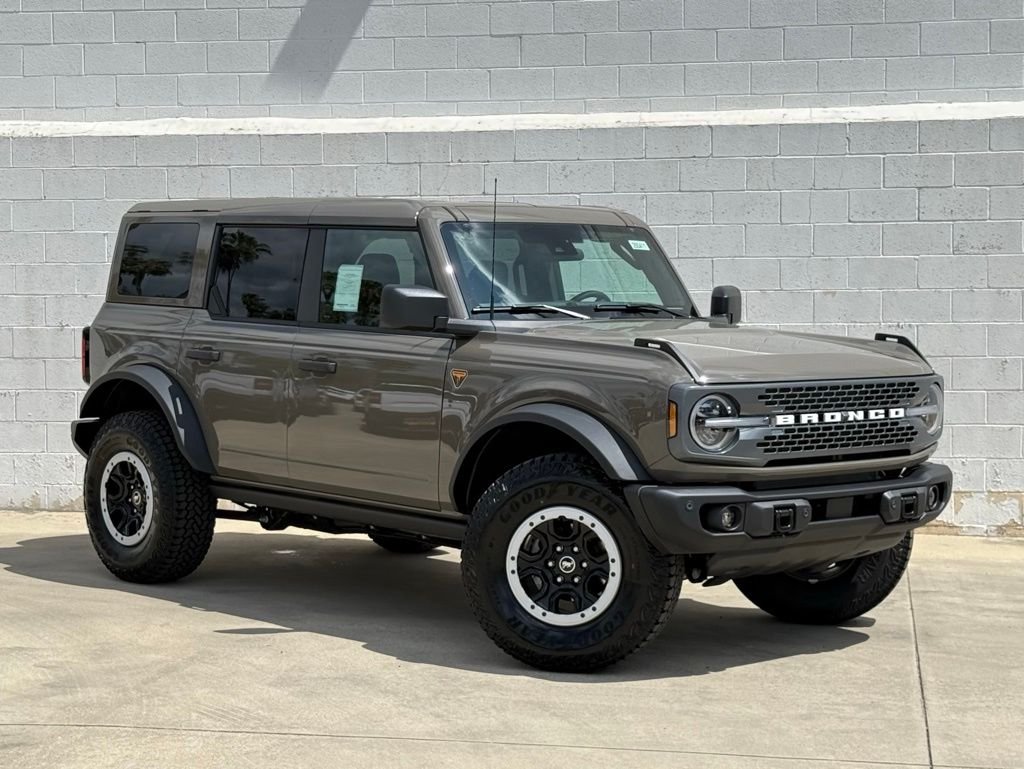 2026 Ford Bronco Badlands 4x4's photo