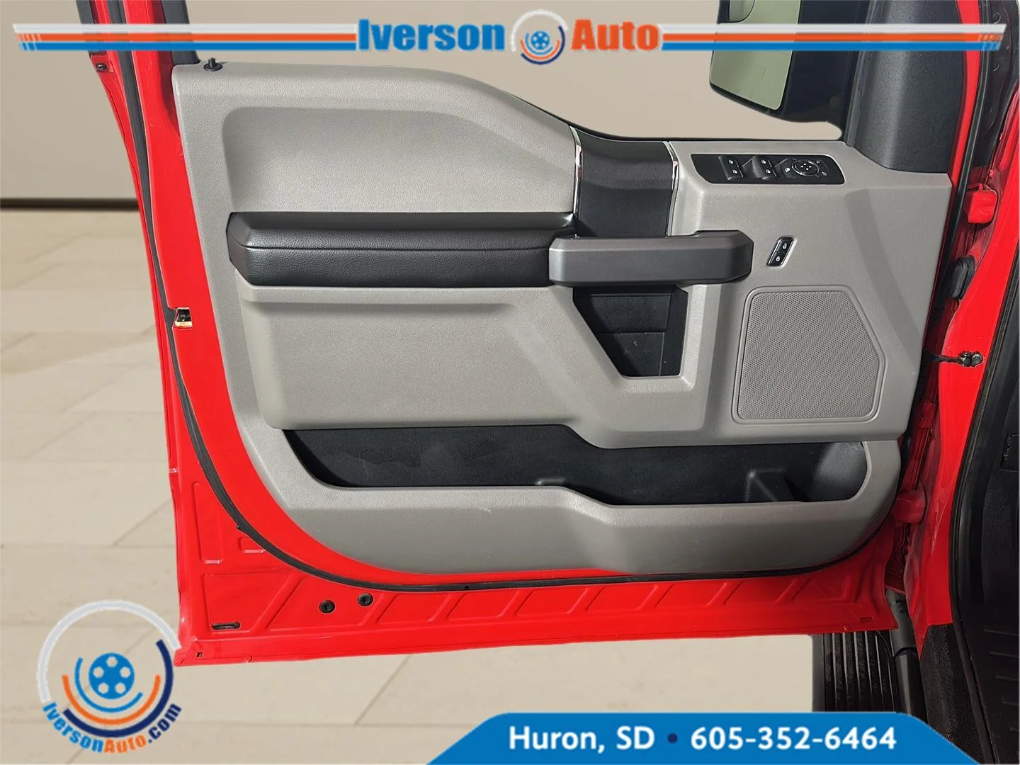 Used 2017 Race Red Ford XLT image 13