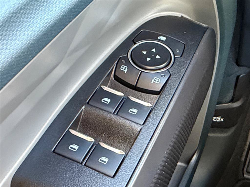 New 2026 Carbonized Gray Metallic Ford XLT image 16