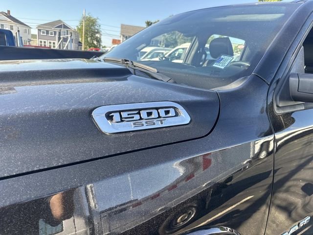 Used 2025 Diamond Black Ram Laramie image 15