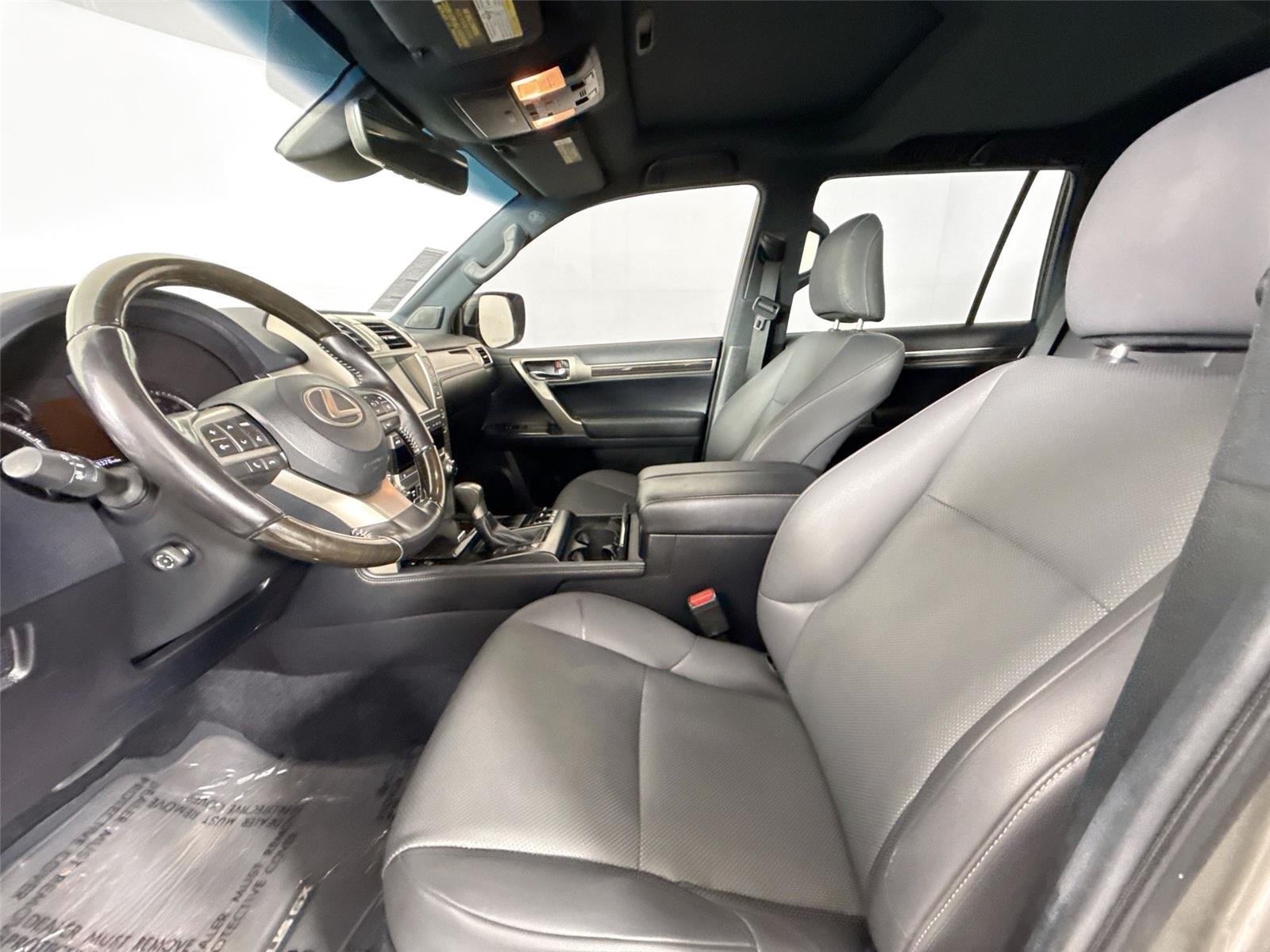 Used 2021 Atomic Silver Lexus GX 460 Premium image 3