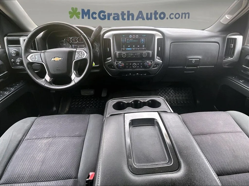 Used 2015 Black Chevrolet LT image 9