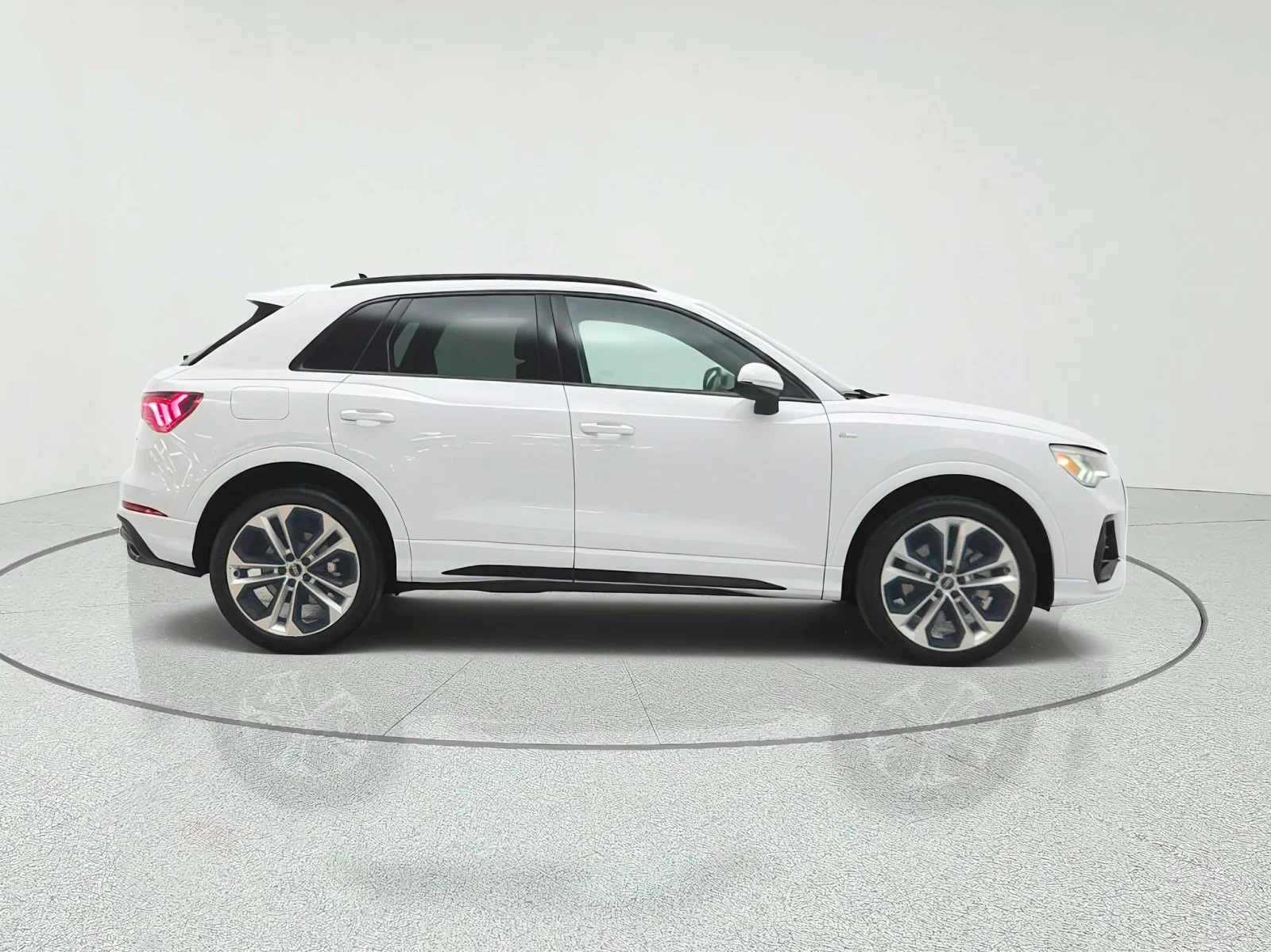 Used 2022 Glacier White Metallic Audi S line Premium Plus 45 TFSI quattro image 4