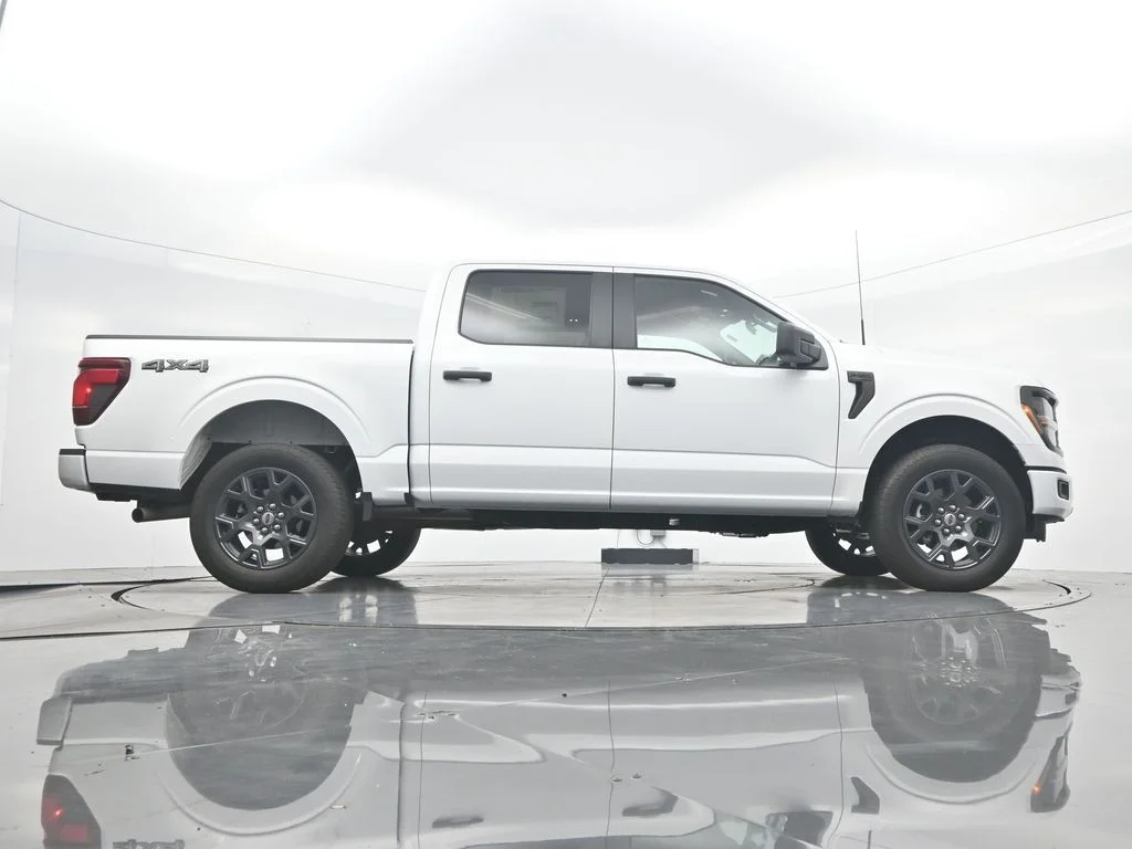 New 2026 Oxford White Ford STX® image 44