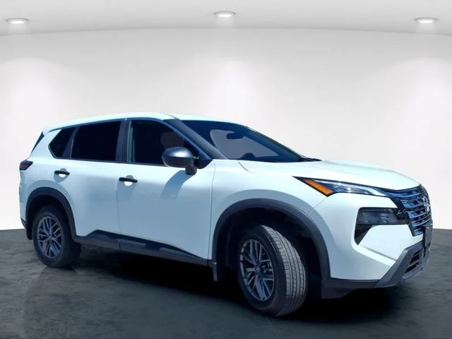 Used 2024 White Nissan S image 5