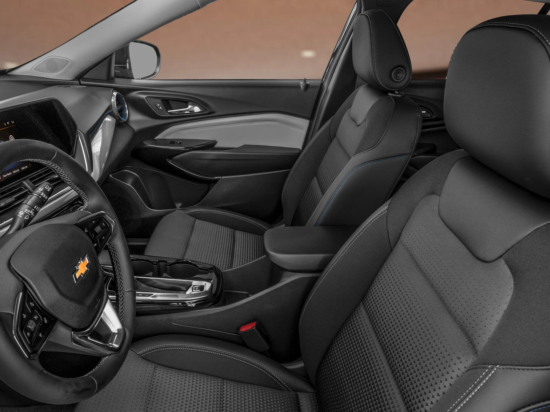 New 2026 Blue Chevrolet FWD 4dr 2RS image 5