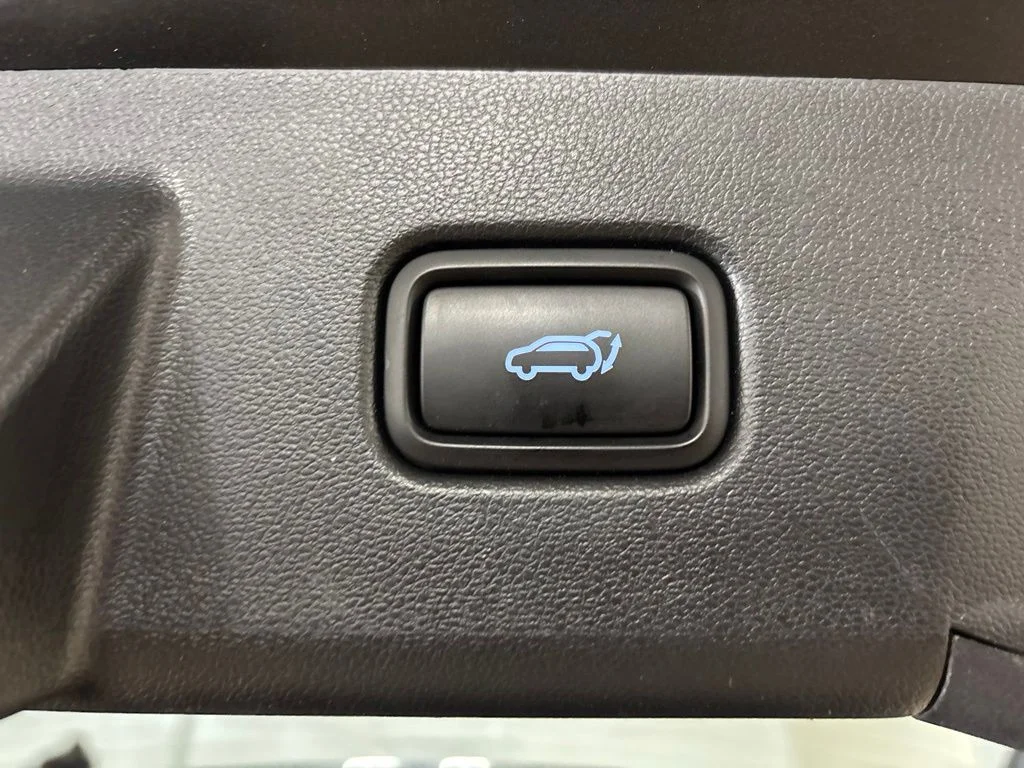 Certified Used 2024 Black Hyundai SEL image 14