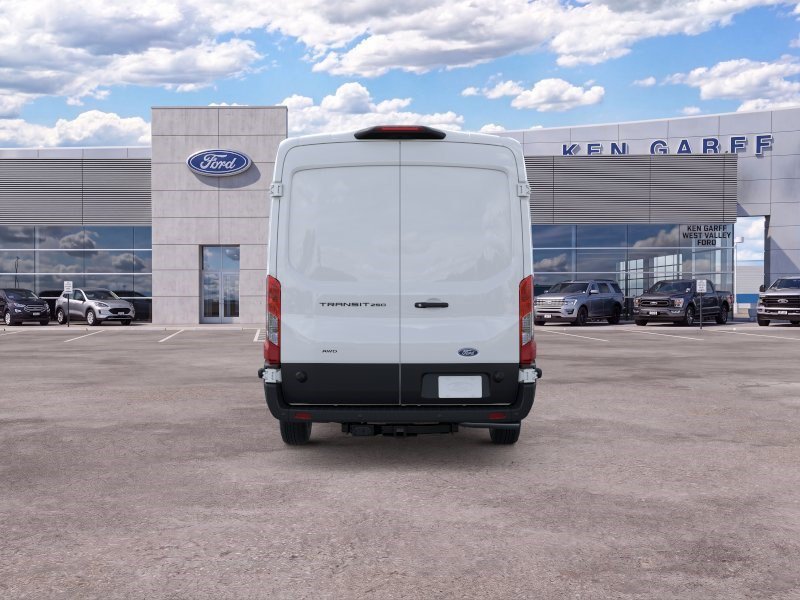 New 2026 Oxford White Ford Base image 5