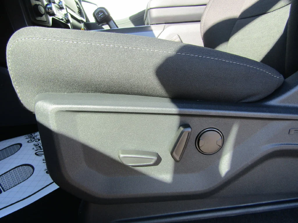 New 2026 Black Ford XLT image 19