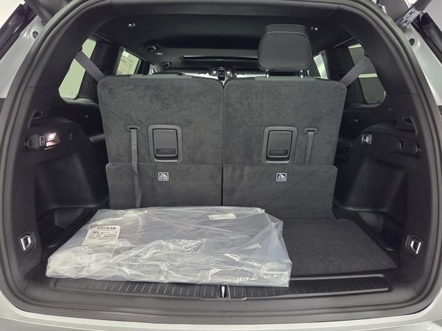 New 2026 Silver Zynith Exterior Paint Jeep Laredo X image 12