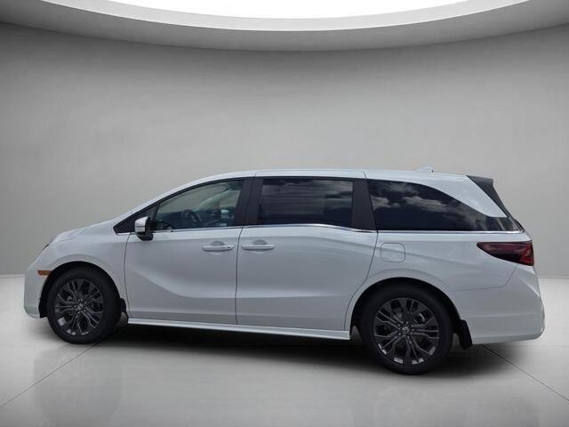 New 2026 Platinum White Pearl Honda Touring image 2