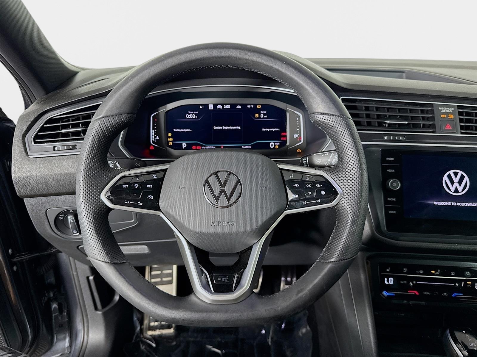 Used 2024 Gray Volkswagen SEL R-Line image 12