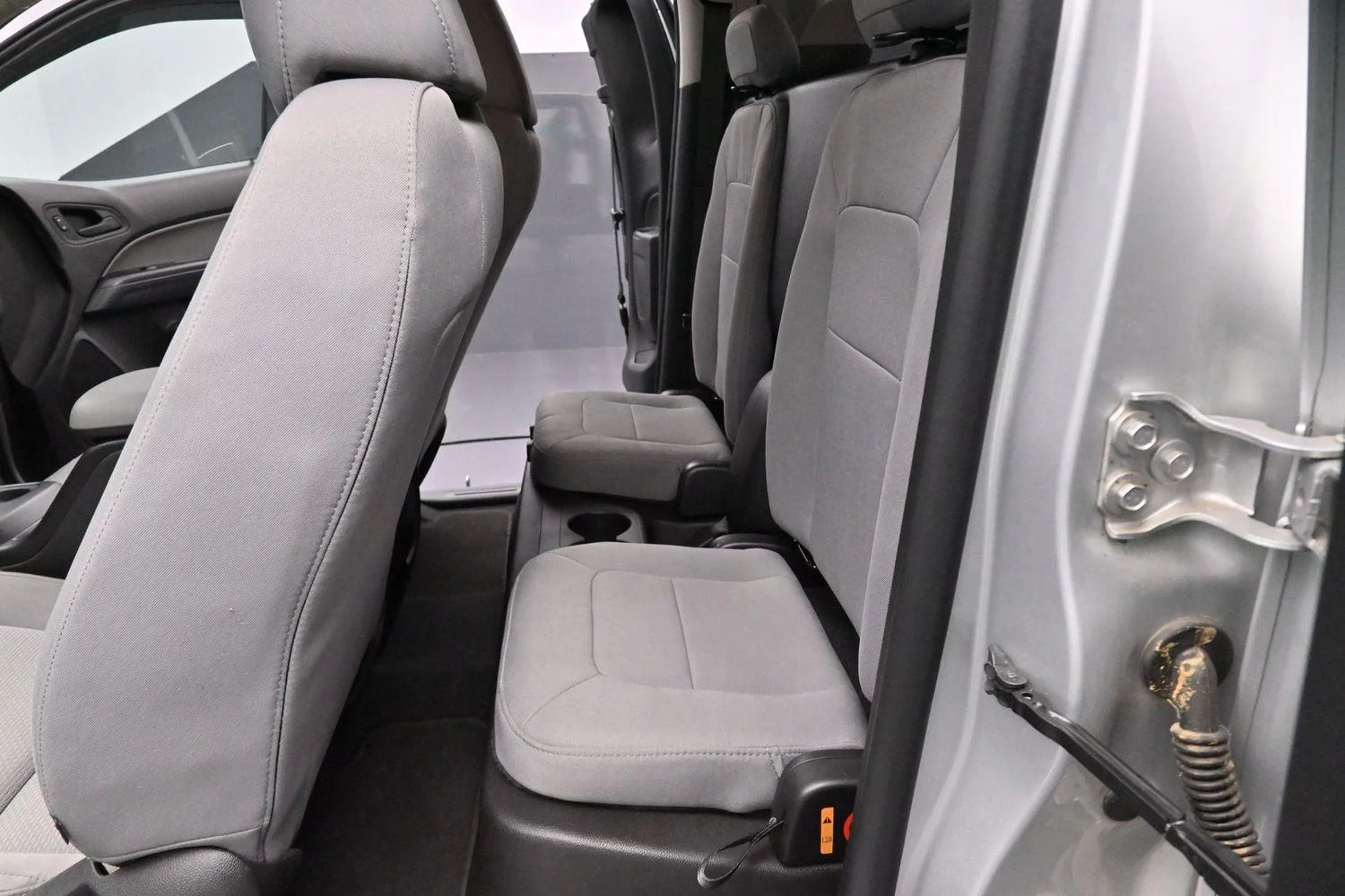 Used 2019 SILVER ICE METALLIC Chevrolet 2WD Work Truck image 23