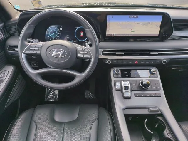 Used 2023 Green Hyundai Calligraphy image 31