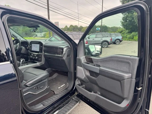 Used 2021 Blue Ford Lariat image 13