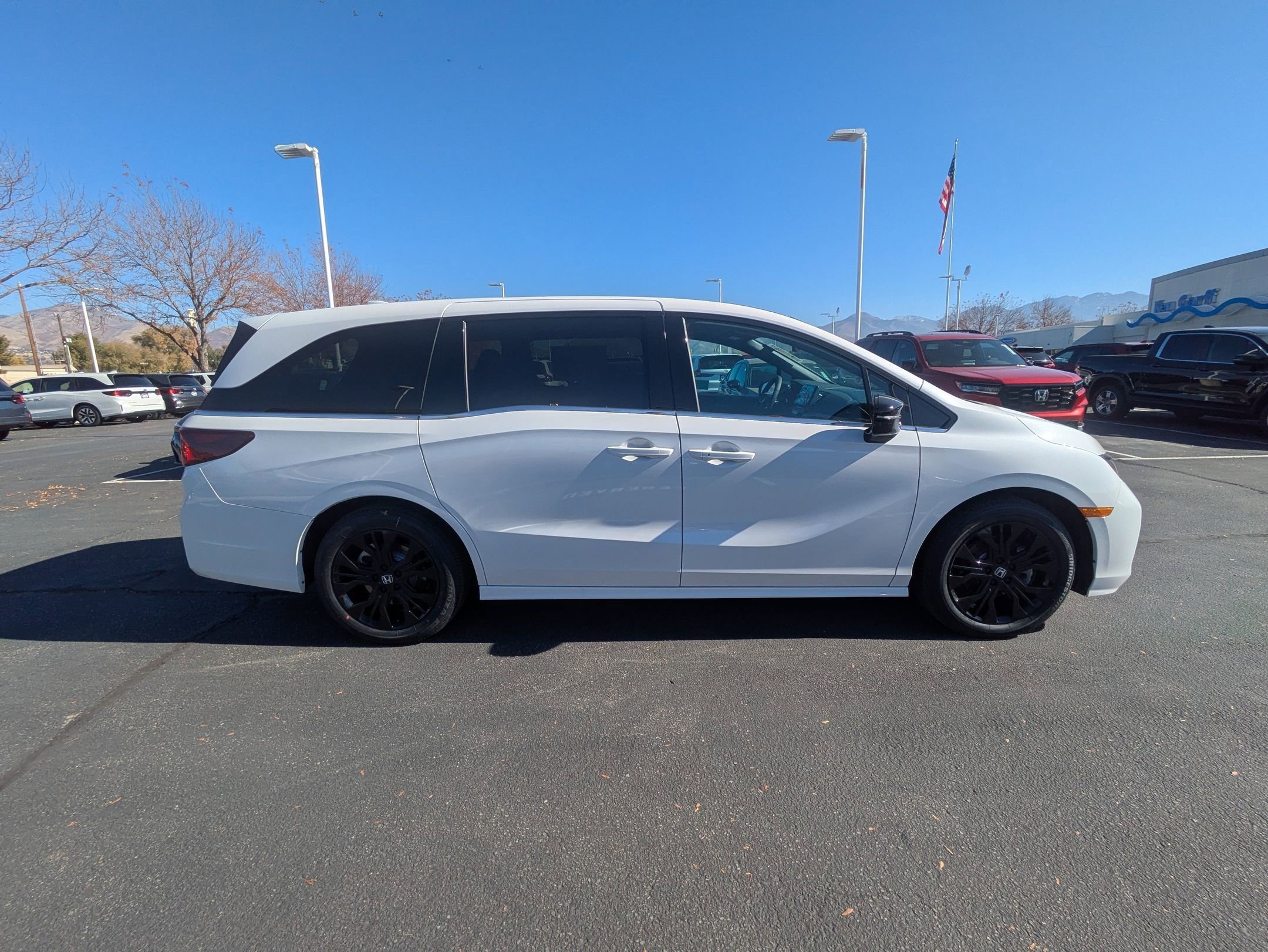 New 2026 Platinum White Pearl Honda Sport-L image 2