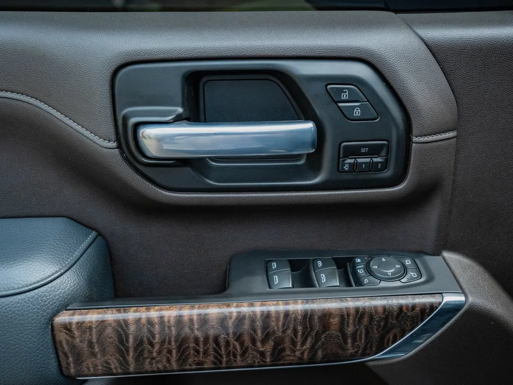 Used 2021 Carbon Black Metallic GMC Denali image 23
