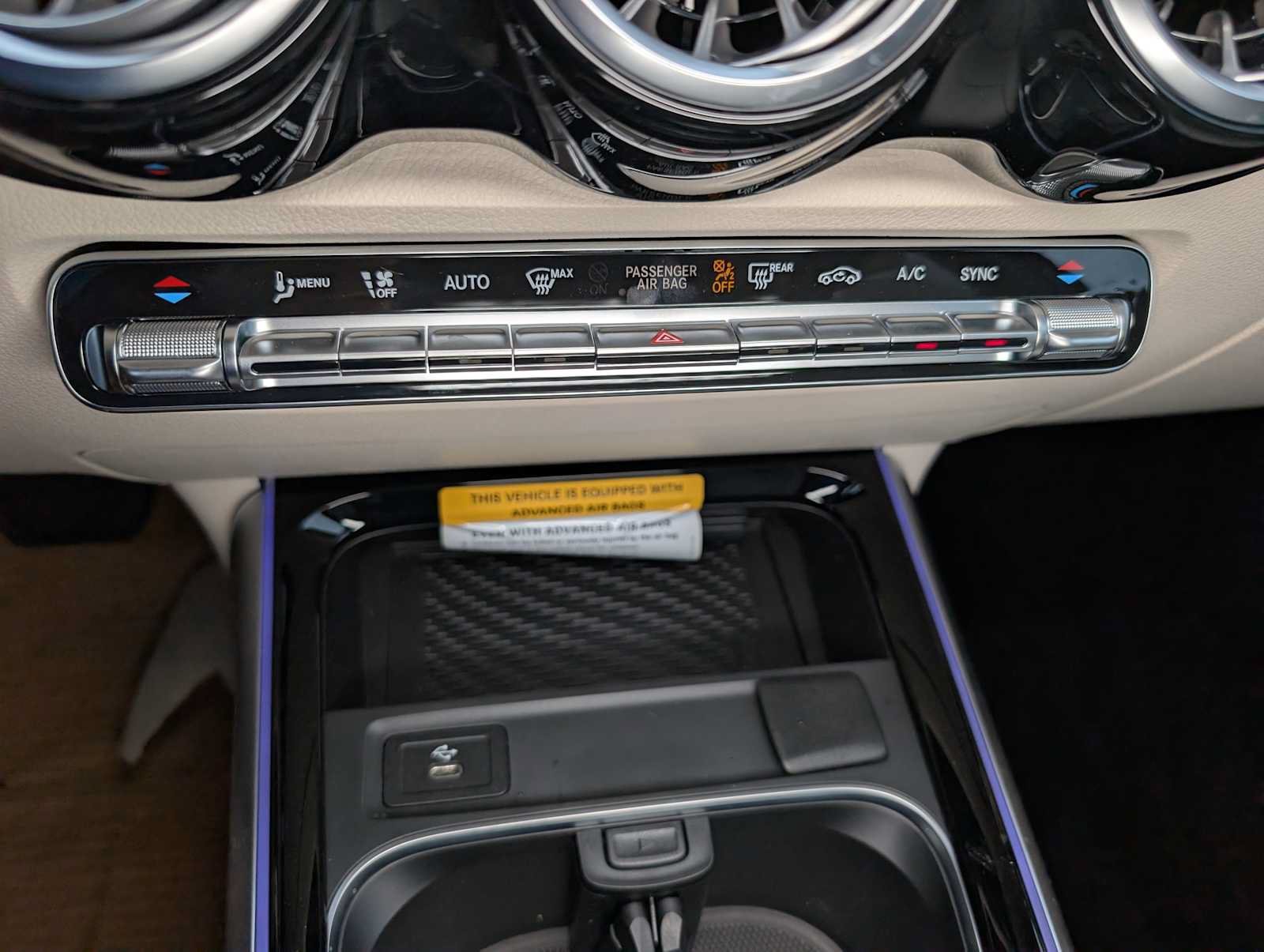 New 2026 Mountain Grey Metallic Mercedes-Benz GLB 250 image 25