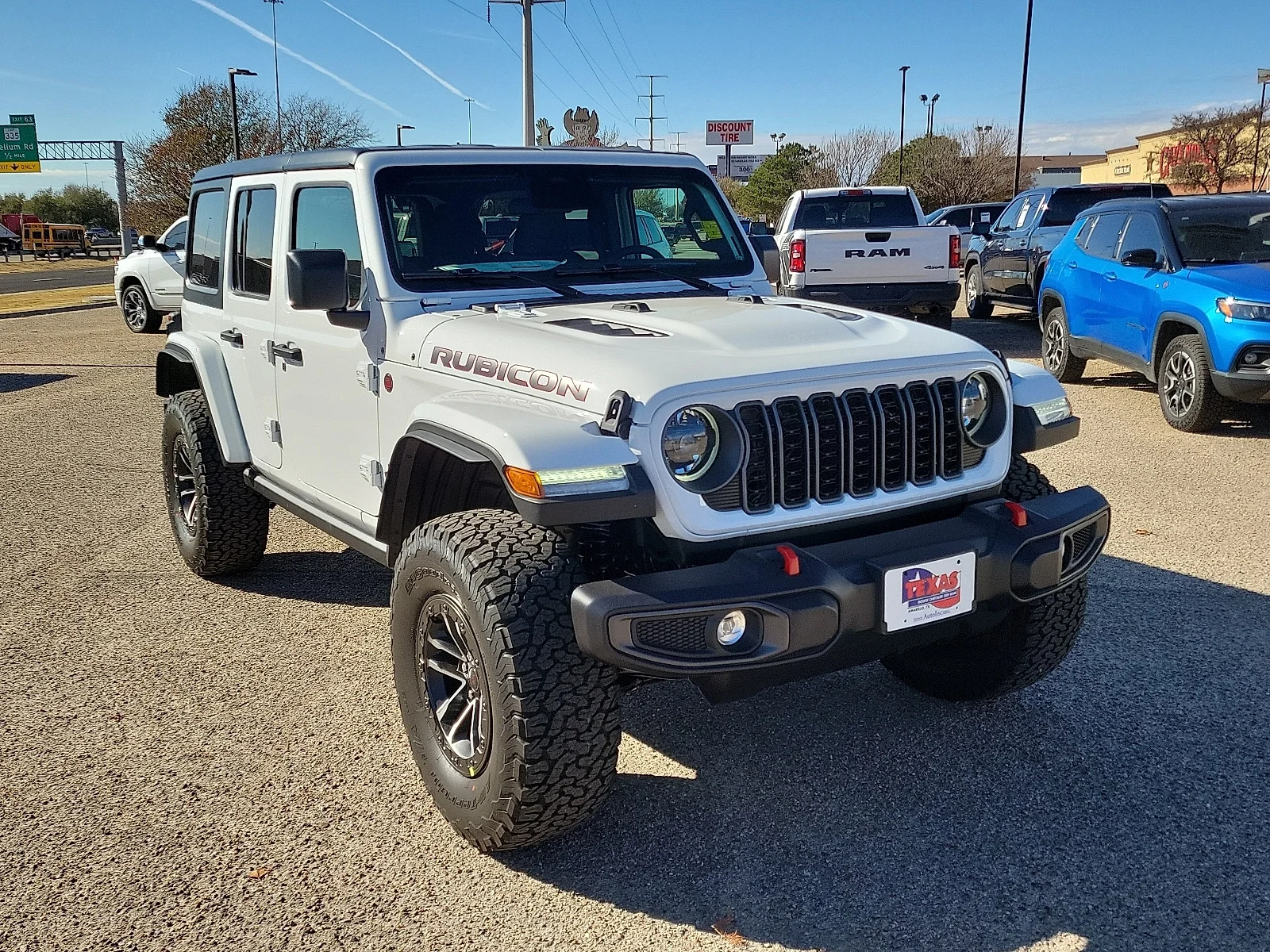 New 2026 PW7 Bright Whit Jeep 4-DOOR RUBICON image 6