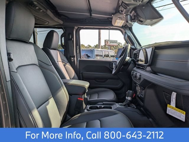 2026 Jeep Wrangler 4-Door Sahara - Photo 30