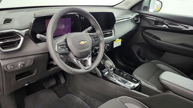 New 2026 White Chevrolet LT image 9