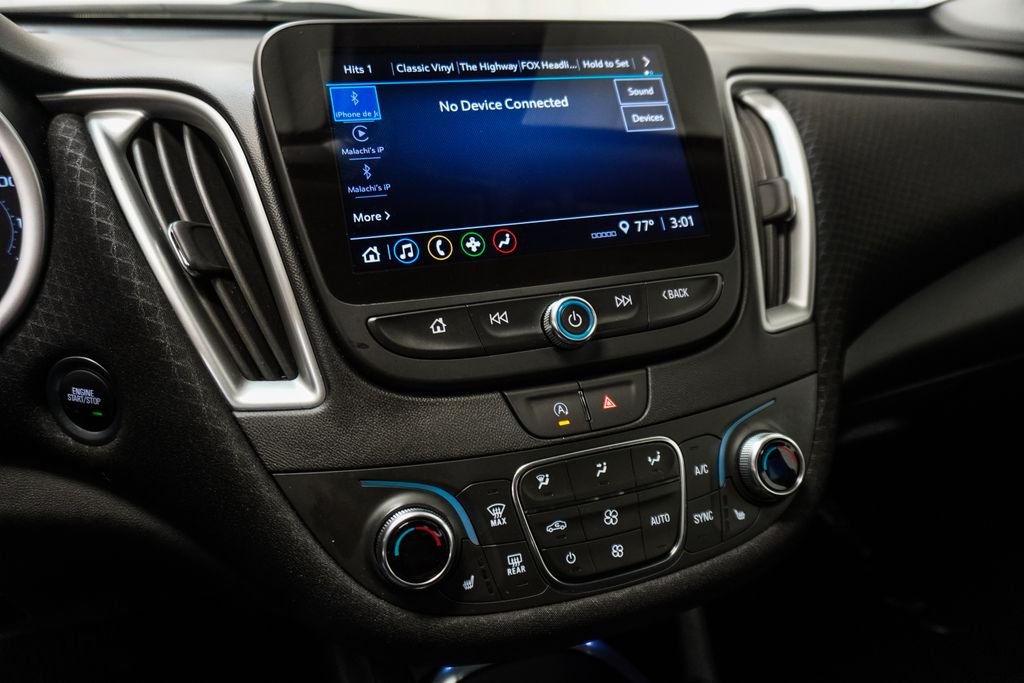 Used 2025 Gray Chevrolet LT image 20