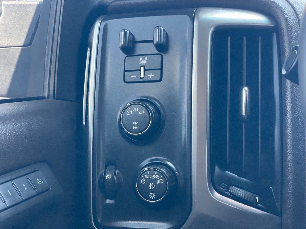 Used 2019 Havana Brown Metallic Chevrolet LTZ image 11