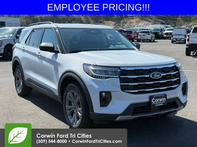 2026 Ford Explorer Active 4WD's photo