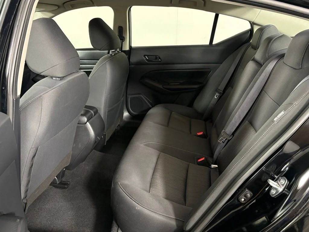 Used 2024 Black Nissan 2.5 SV image 33