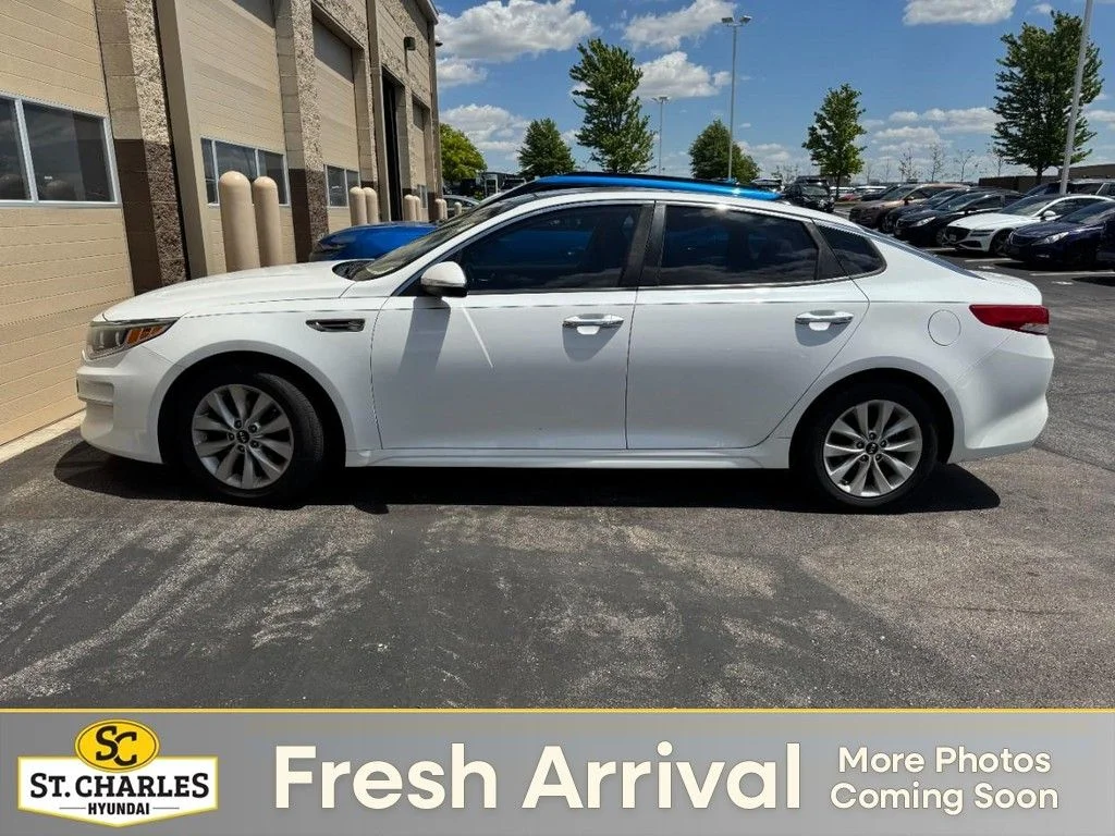 2016 Kia Optima EX AT's photo