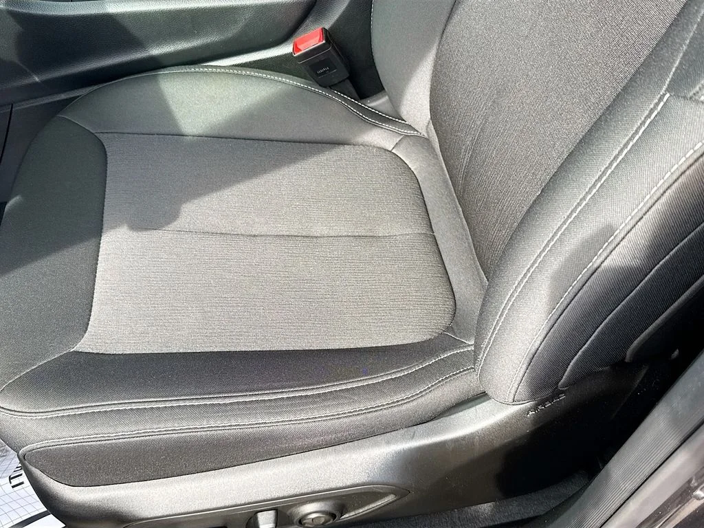 Used 2025 Gray Jeep Laredo image 21