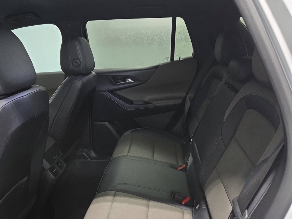 Used 2025 White Chevrolet LT image 2