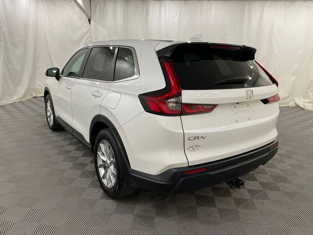 Used 2024  Honda EX-L image 9