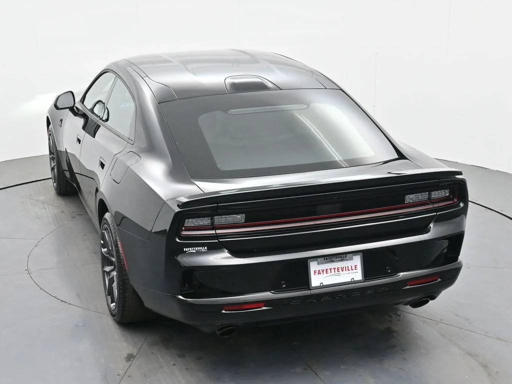 New 2026 Diamond Black Crystal Pearlcoat Dodge Scat Pack image 29