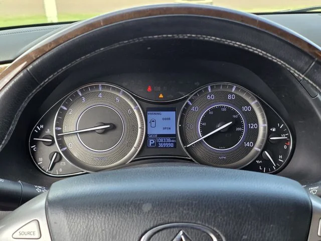 Used 2017 Liquid Platinum INFINITI THEATER PACKAGE image 11