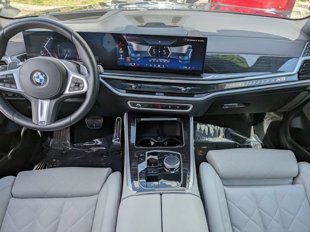 Used 2026 Carbon Black Metallic BMW xDrive40i image 17