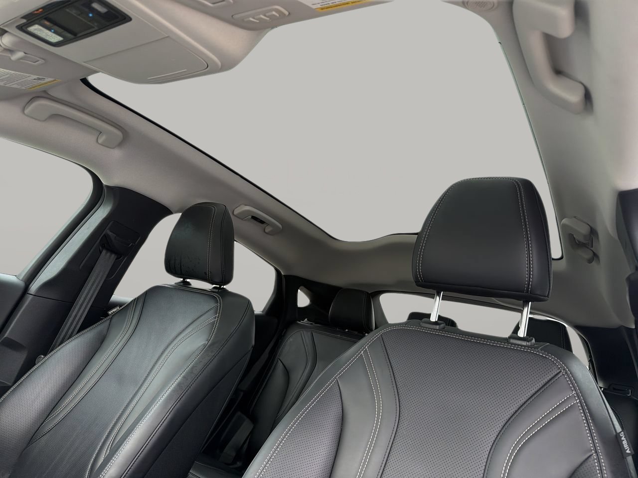 Used 2023 White Metallic Ford Premium image 20