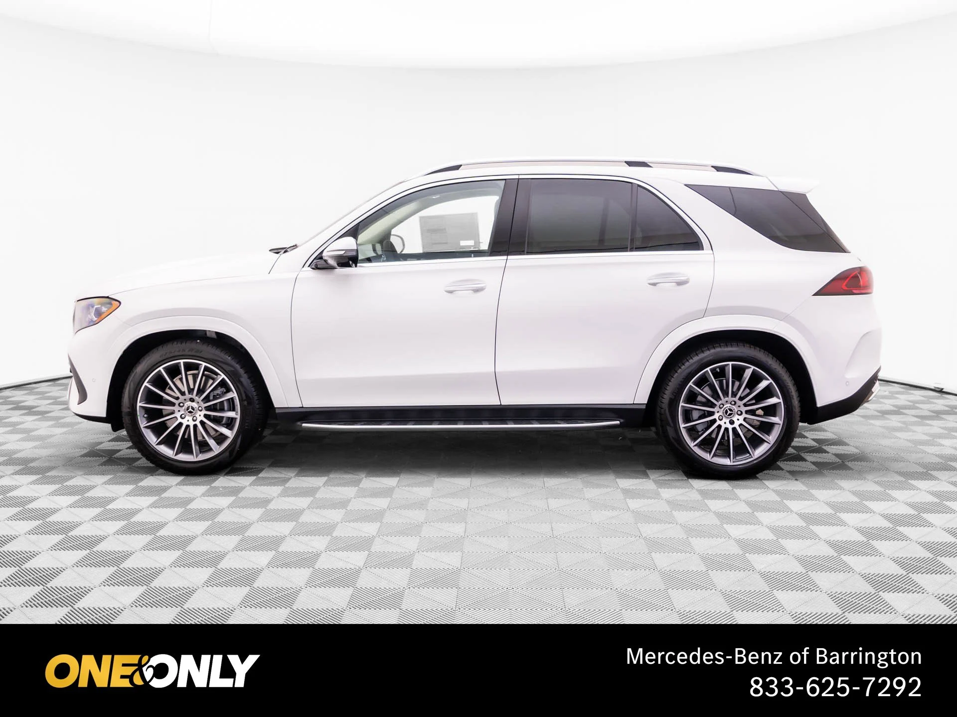 New 2027 White Mercedes-Benz GLE 350 image 2