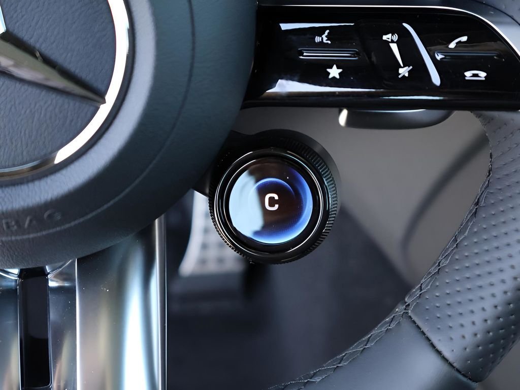 2025 Mercedes-Benz GLC AMG GLC43 - Photo 35