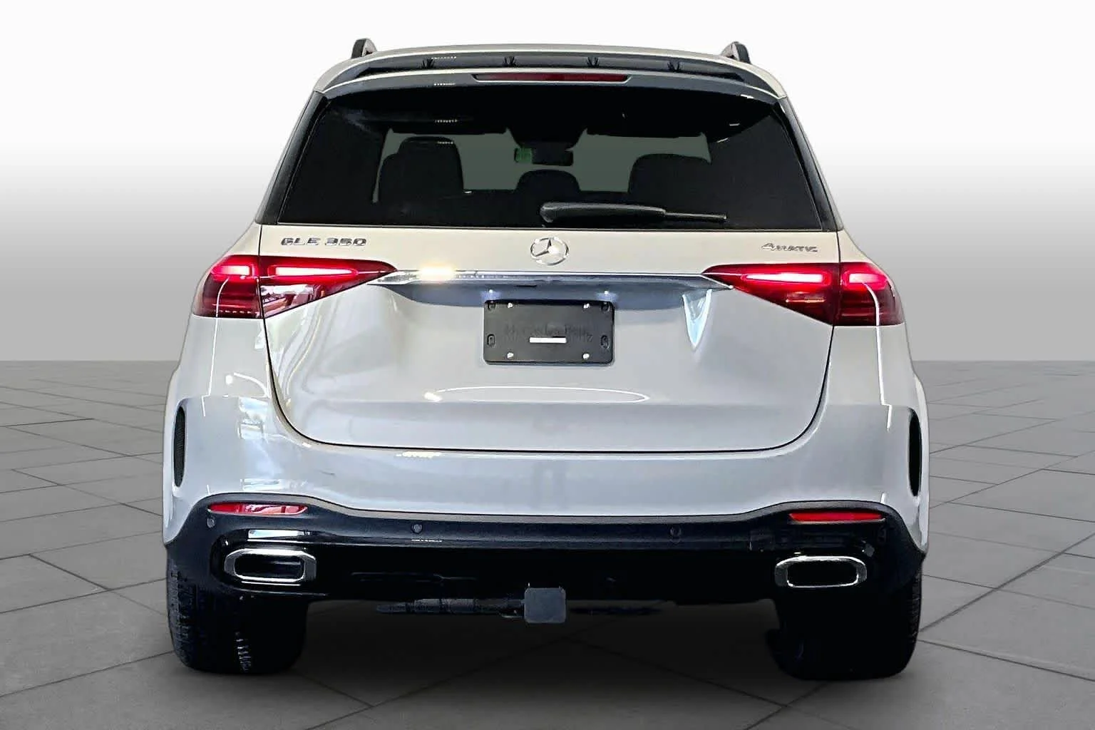 New 2026 MANUFAKTUR Alpine Grey Mercedes-Benz GLE 350 image 4