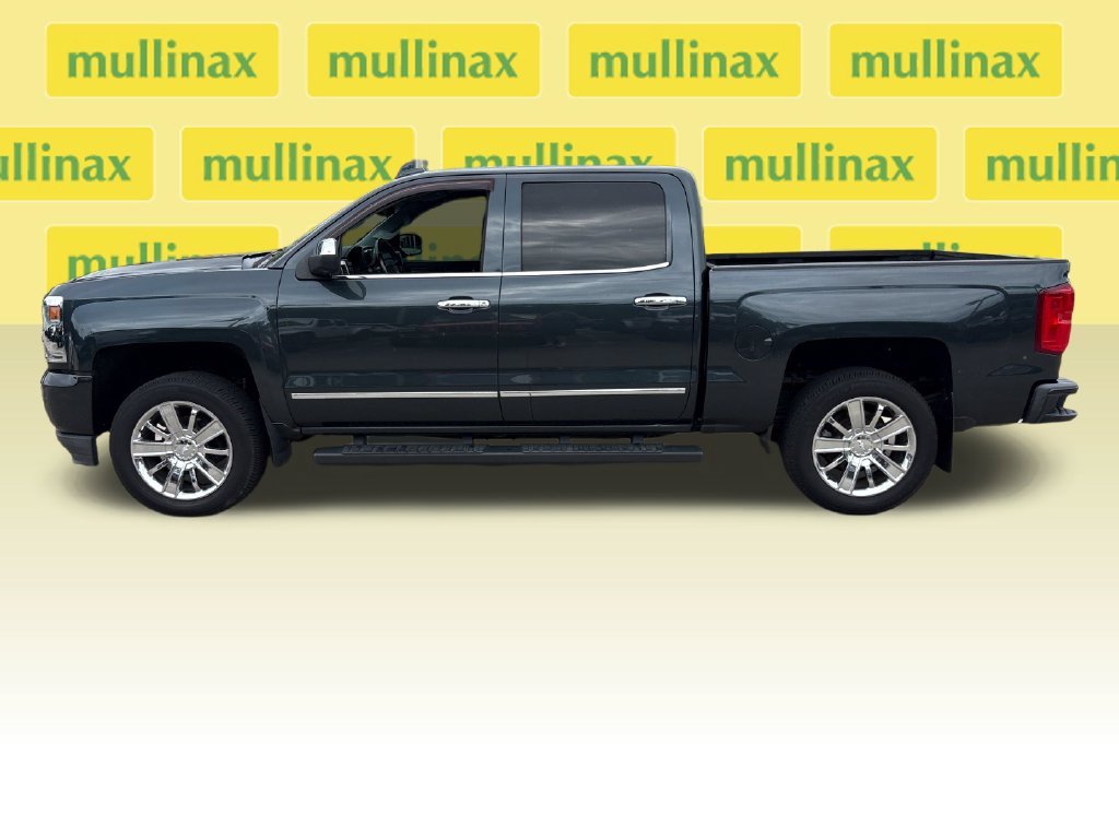 Used 2018 Gray Chevrolet High Country image 9