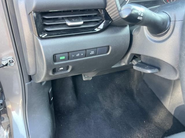 Used 2024 Gray Nissan SV image 28
