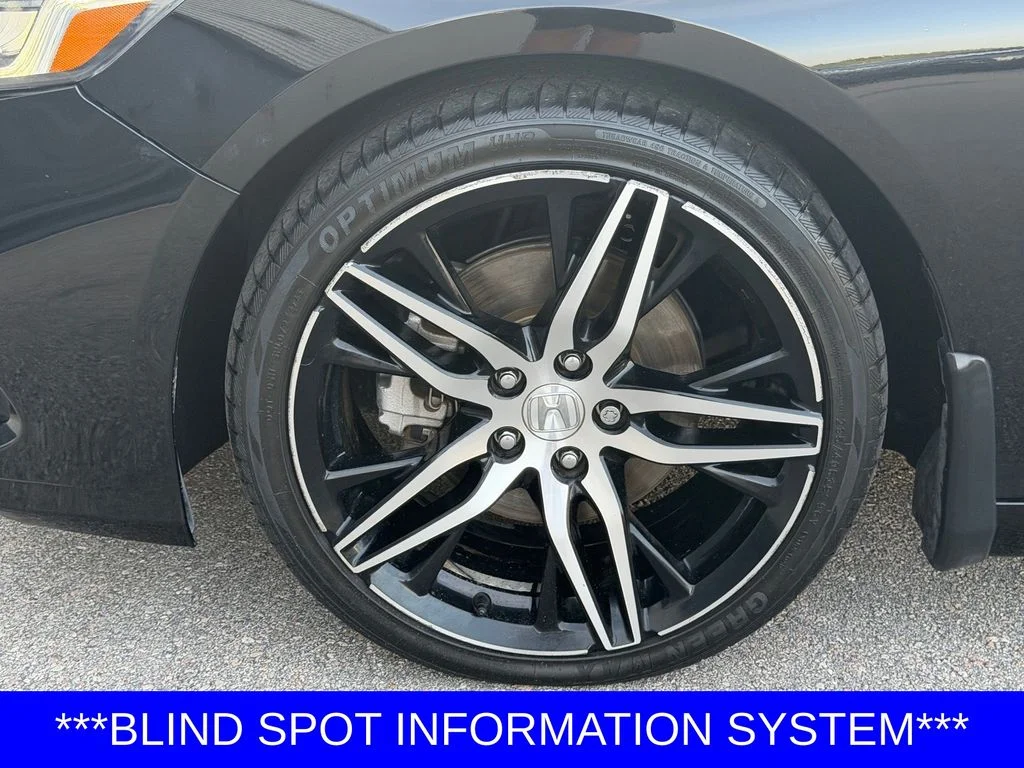 Used 2022 Black Honda Touring image 8