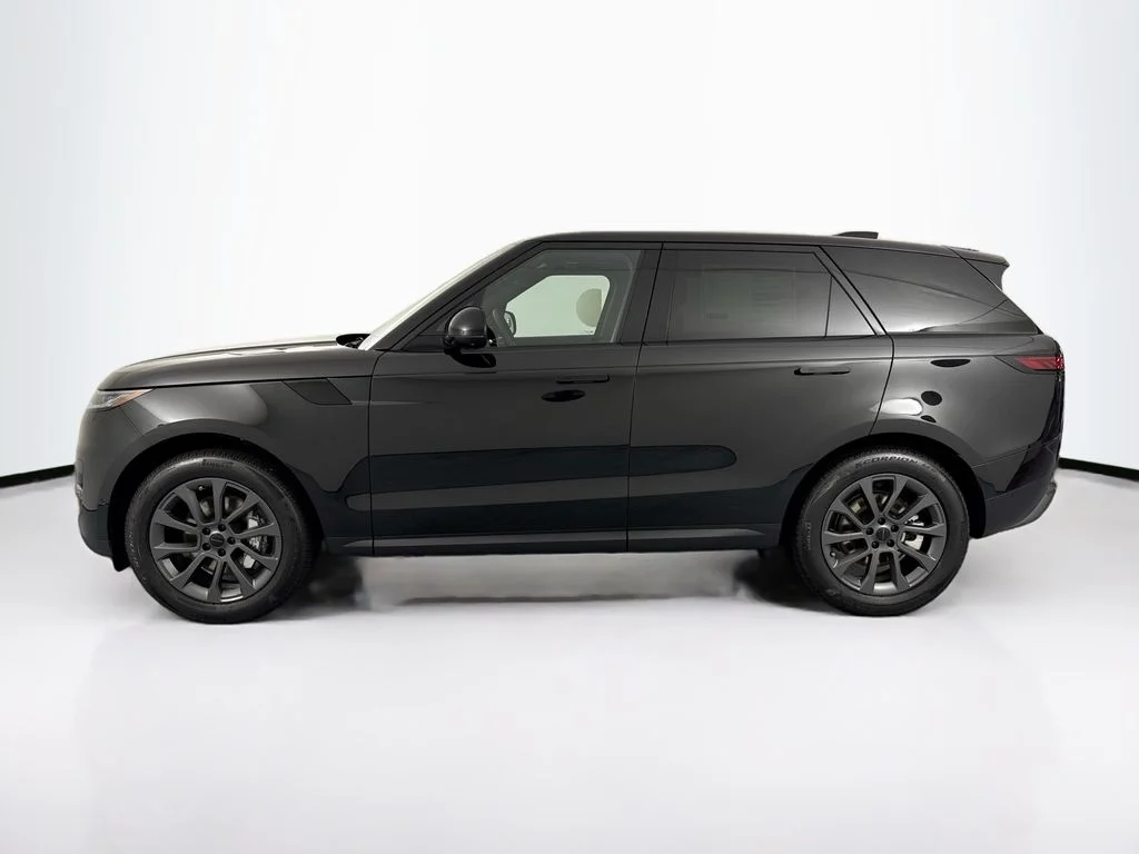 New 2026 Santorini Black Land Rover SE image 8
