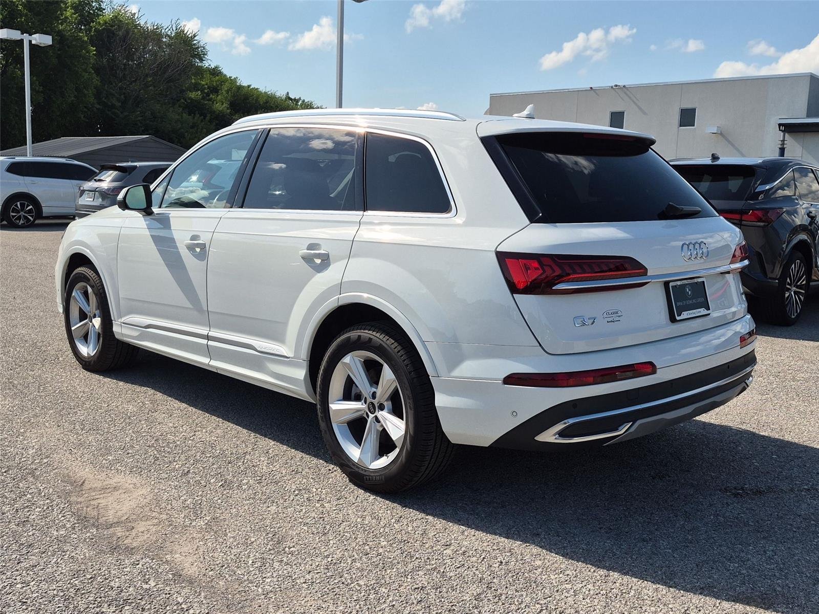 Used 2024 Carrara White Audi Premium Plus image 3