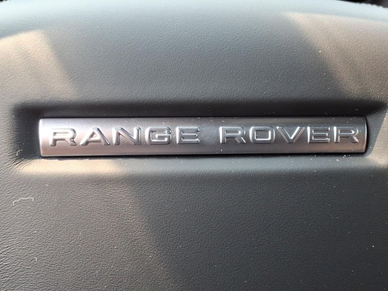New 2026 Fuji White LAND ROVER SE image 22