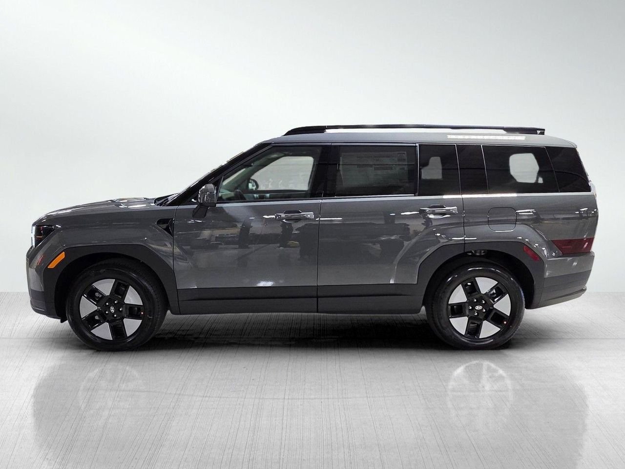 New 2026 Hampton Gray Hyundai SEL image 4