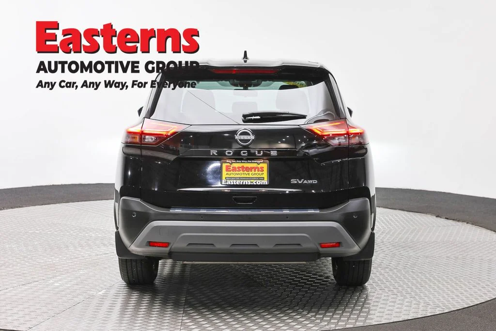 Used 2023 Black Nissan SV image 6